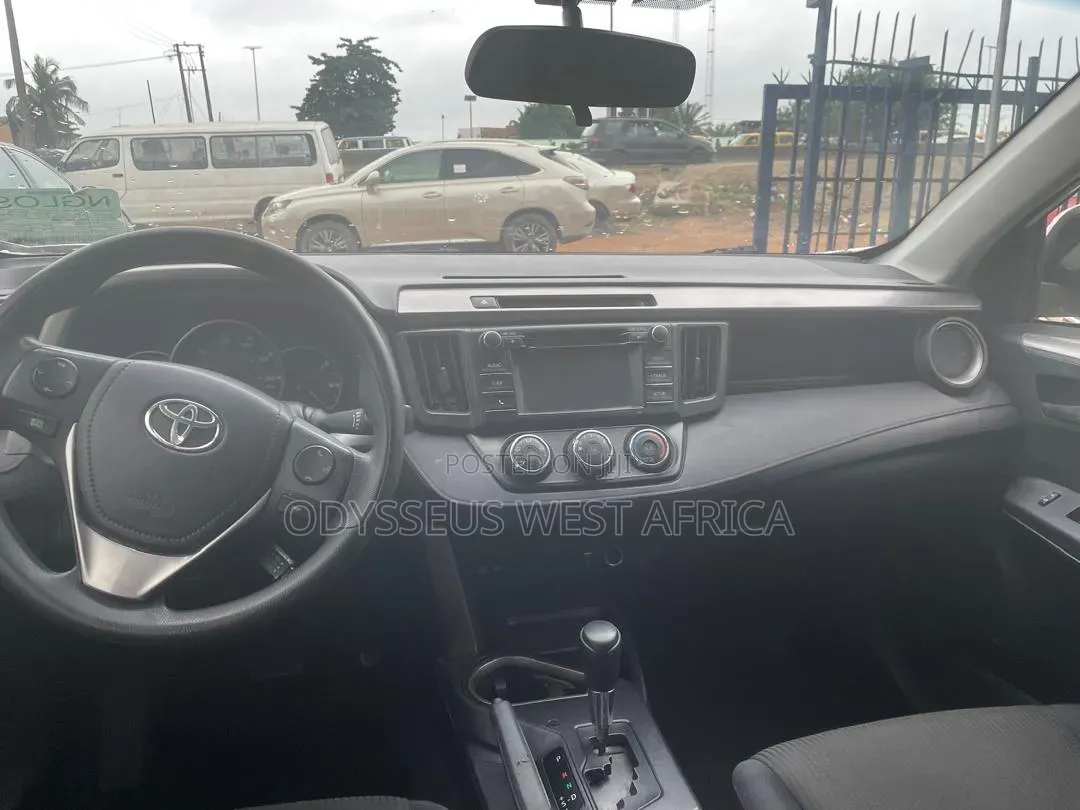 Toyota RAV4 2016 White