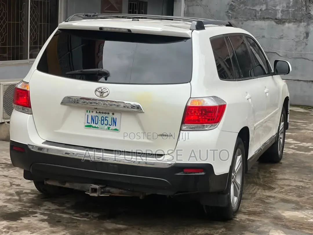 Toyota Highlander 2013 White