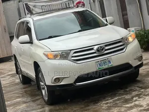 Toyota Highlander 2013 White