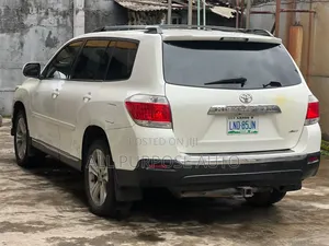 Toyota Highlander 2013 White