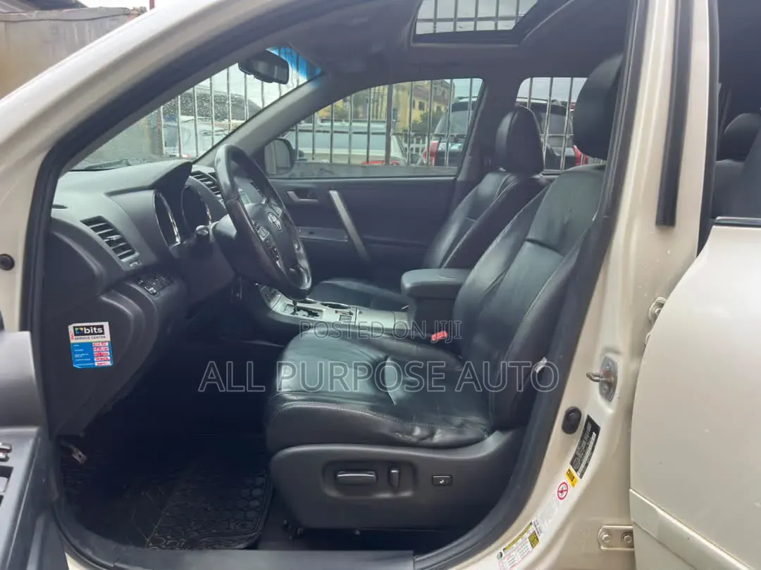 Toyota Highlander 2013 White