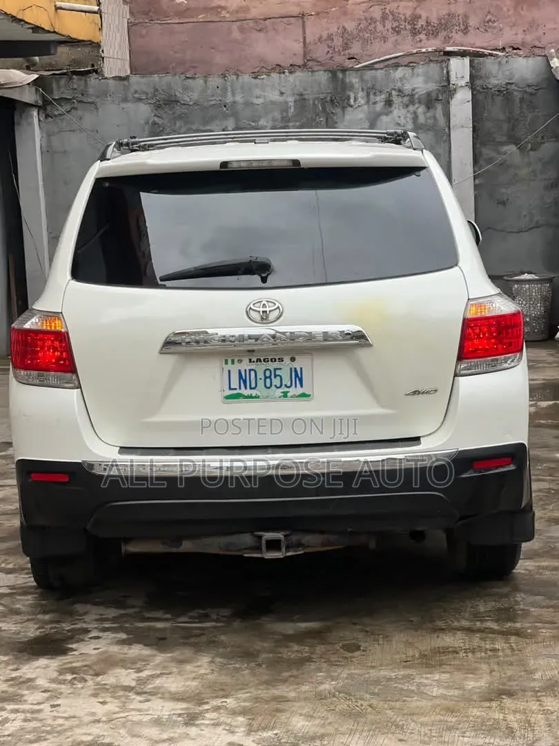 Toyota Highlander 2013 White