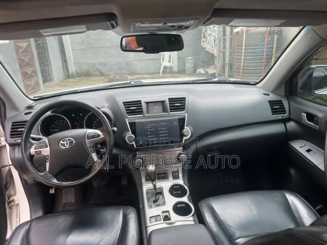 Toyota Highlander 2013 White