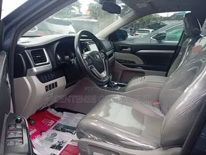Toyota Highlander 2015 Blue