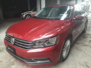 Volkswagen Passat 2016 Red