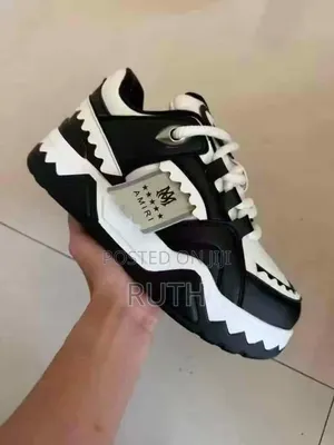 Stylish Unisex Casual Sports Shoes