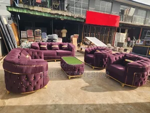 Complete Set of Sitting Room Sofa Couch.