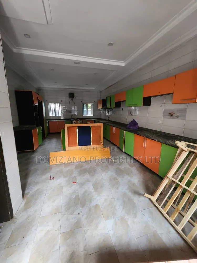 5bdrm Duplex in Ikeja GRA for rent
