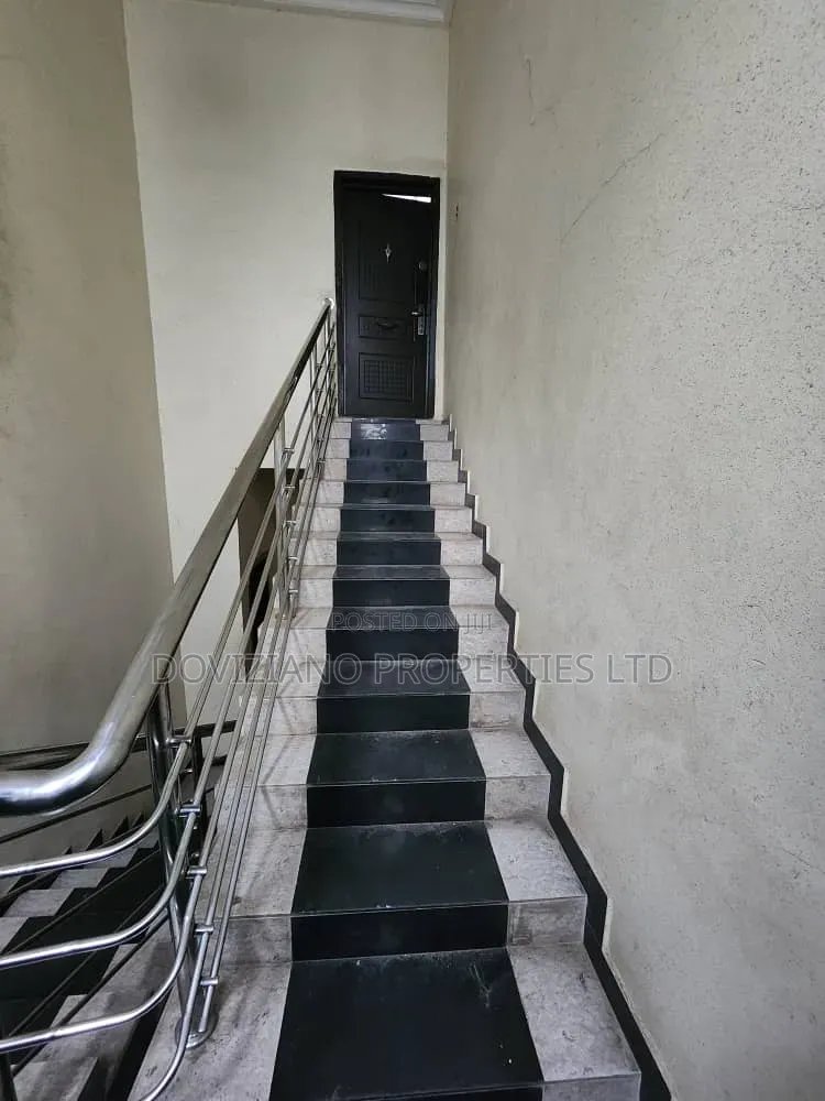 5bdrm Duplex in Ikeja GRA for rent