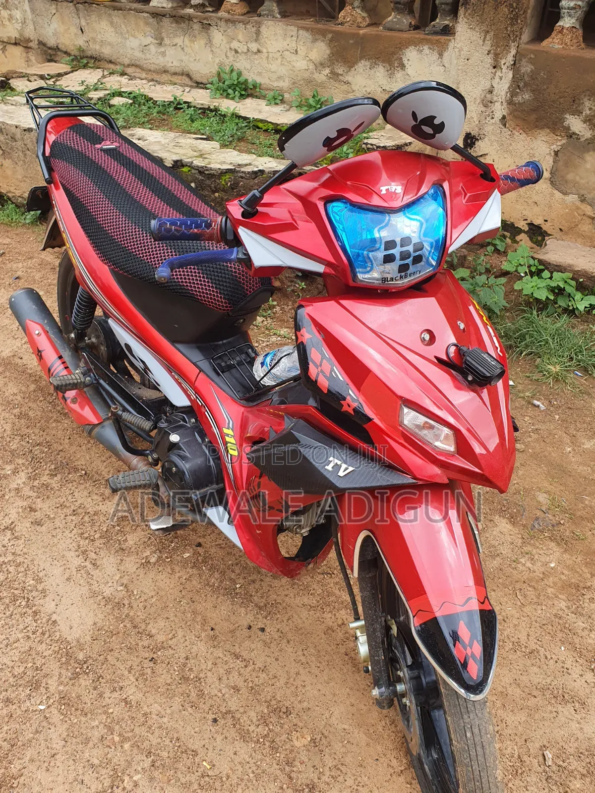 TVS Neo NX 2025 Red