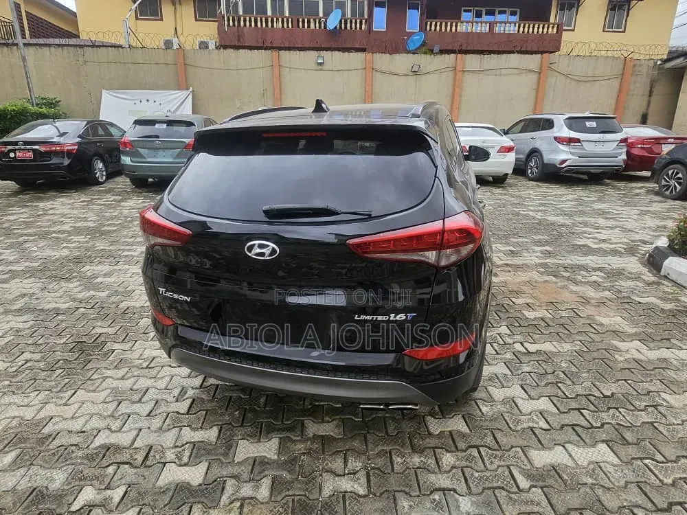 Hyundai Tucson 2016 Black