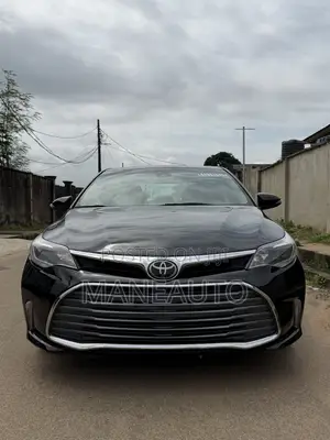 Toyota Avalon XLE (3.5L 6cyl 6A) 2018 Black