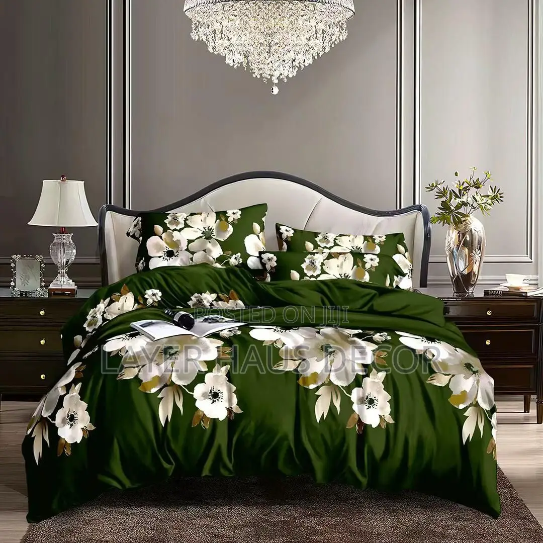 Patterned Bedsheet With Pillowcases