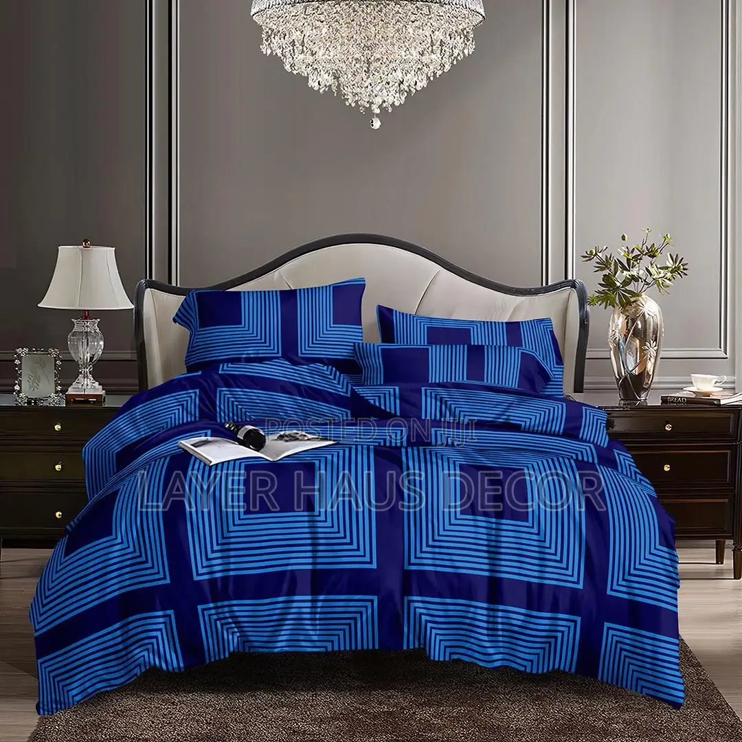 Patterned Bedsheet With Pillowcases