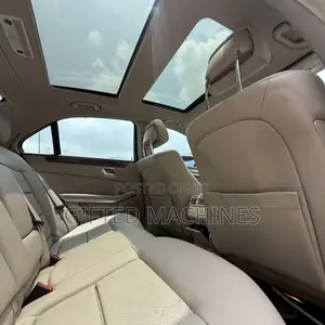 Mercedes-Benz E350 2015 Blue