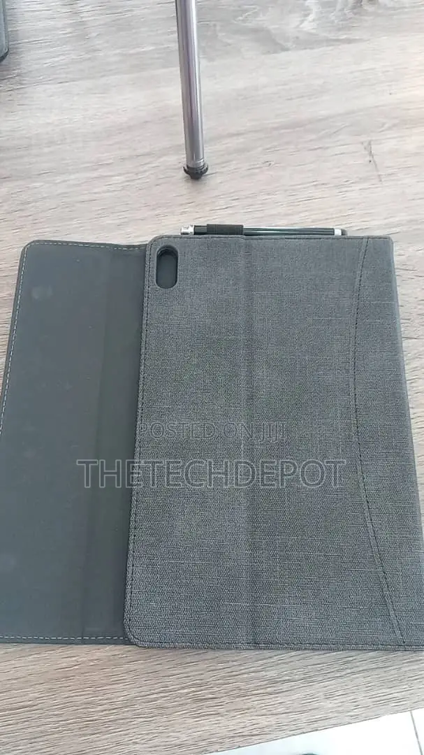 iPad 10th Gen. Case