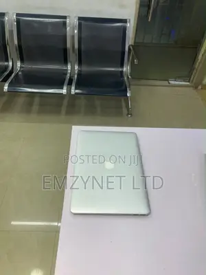 Laptop Apple MacBook Pro 2015 8GB Intel Core i5 SSD 256GB