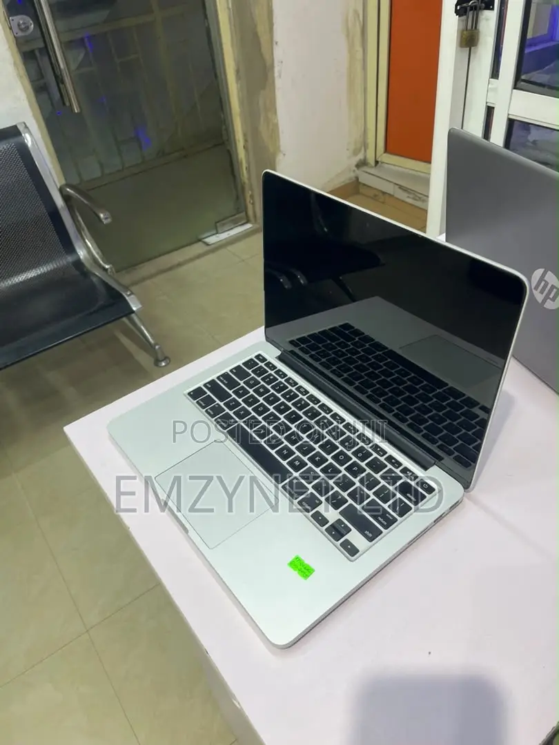 Laptop Apple MacBook Pro 2015 8GB Intel Core i5 SSD 256GB