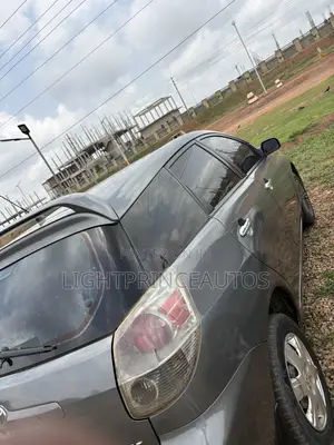Toyota Matrix 2006 Gray