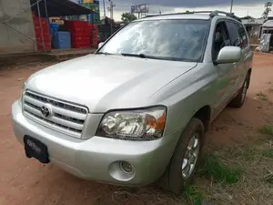 Toyota Highlander 2004 Silver