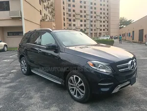 Mercedes-Benz GLE-Class 2017 Blue