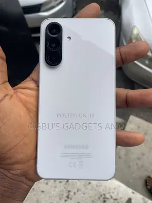 Samsung Galaxy A56 128 GB White