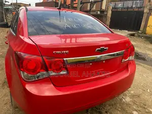 Chevrolet Cruze 2014 Red