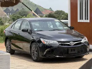 Toyota Camry 2016 Black