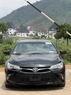 Toyota Camry 2016 Black