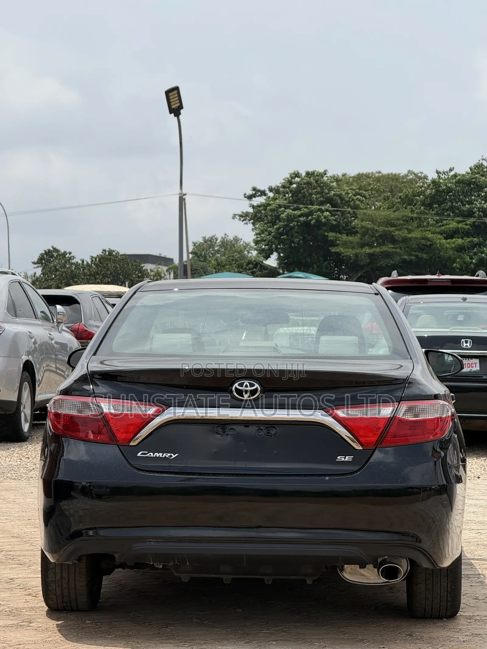 Toyota Camry 2016 Black