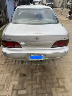Toyota Camry Automatic 1999 Silver