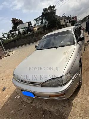 Toyota Camry Automatic 1999 Silver