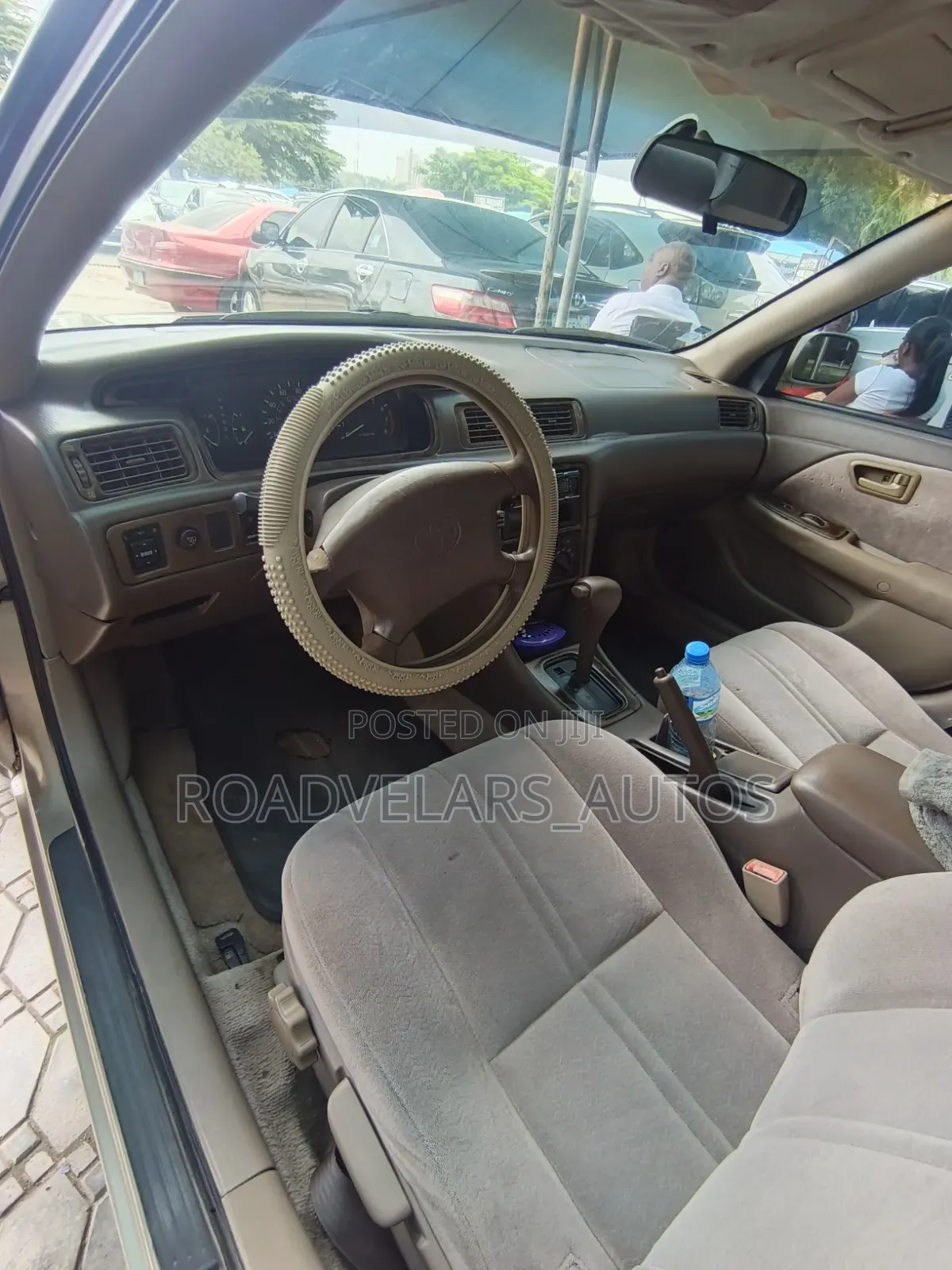 Toyota Camry Automatic 1999 Gold