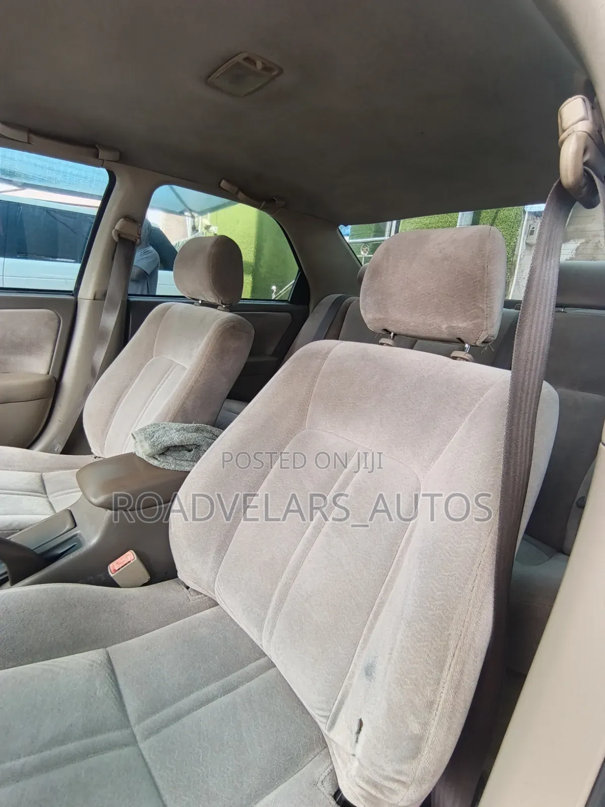 Toyota Camry Automatic 1999 Gold