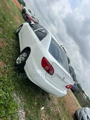 Toyota Corolla 2006 White
