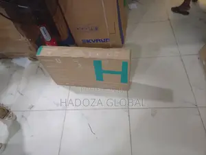 Hisense 32" Smart TV Engineered for Immersive Gaming and Streaming