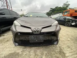 Toyota Corolla XSE 4dr Sedan (1.8L 4cyl CVT) 2017 Gray