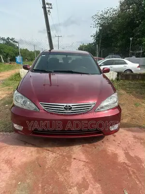 Toyota Camry 2004 Burgundy
