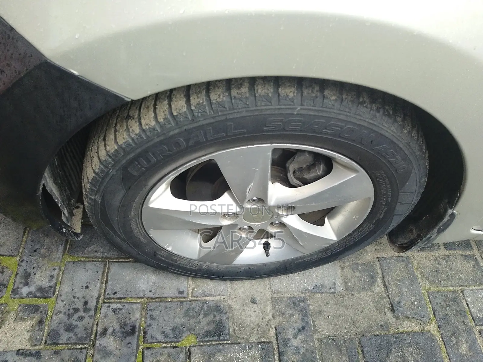Hyundai Elantra 2012 Beige