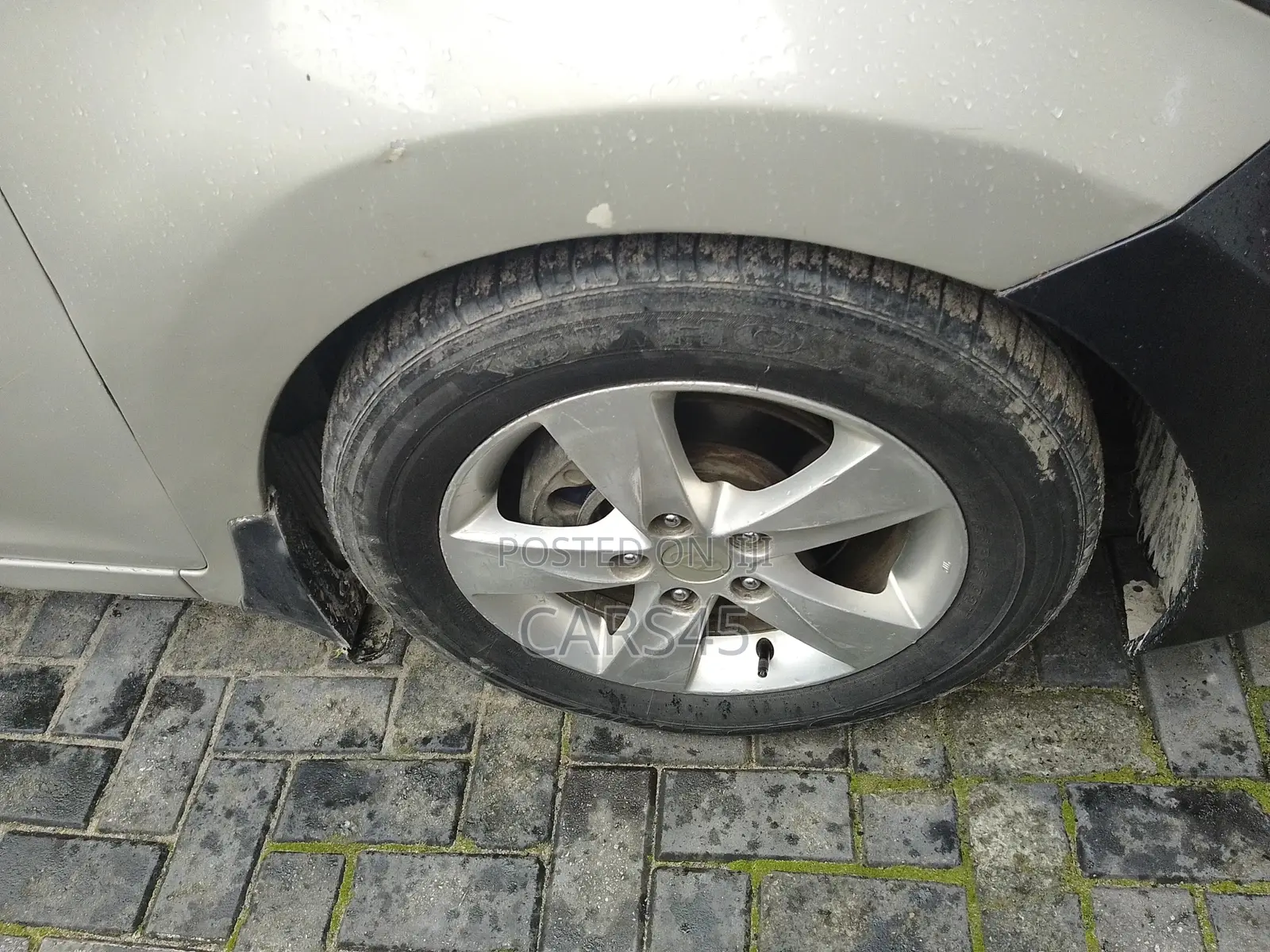Hyundai Elantra 2012 Beige