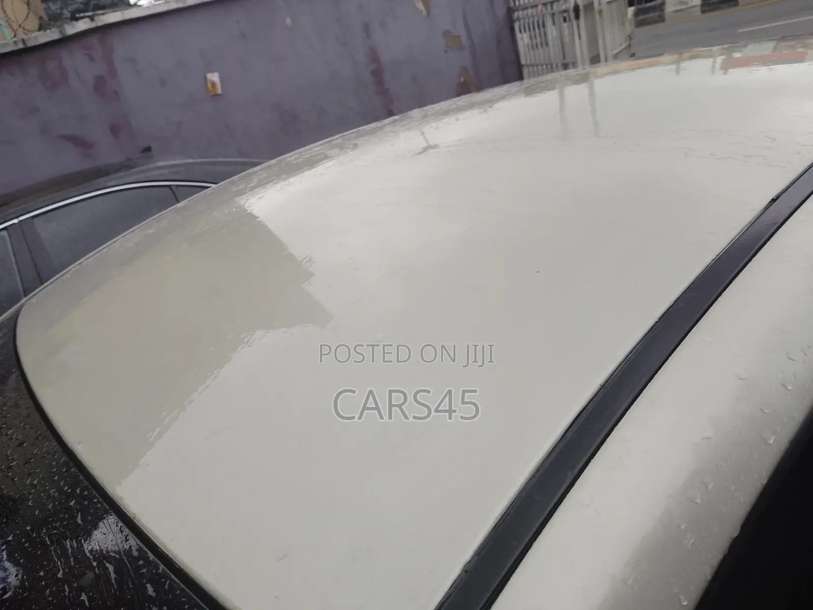 Hyundai Elantra 2012 Beige