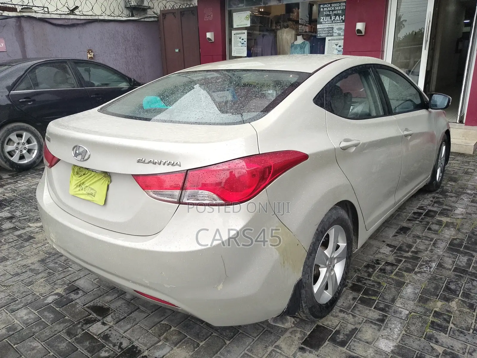 Hyundai Elantra 2012 Beige