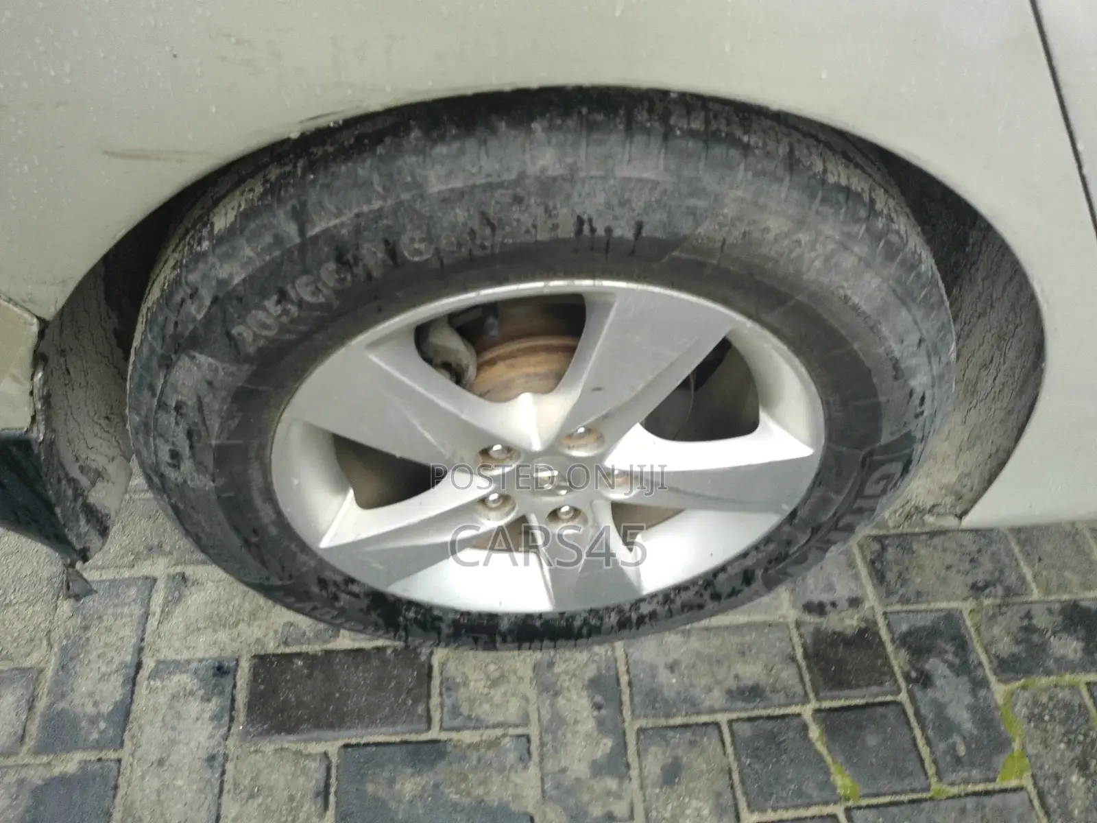 Hyundai Elantra 2012 Beige