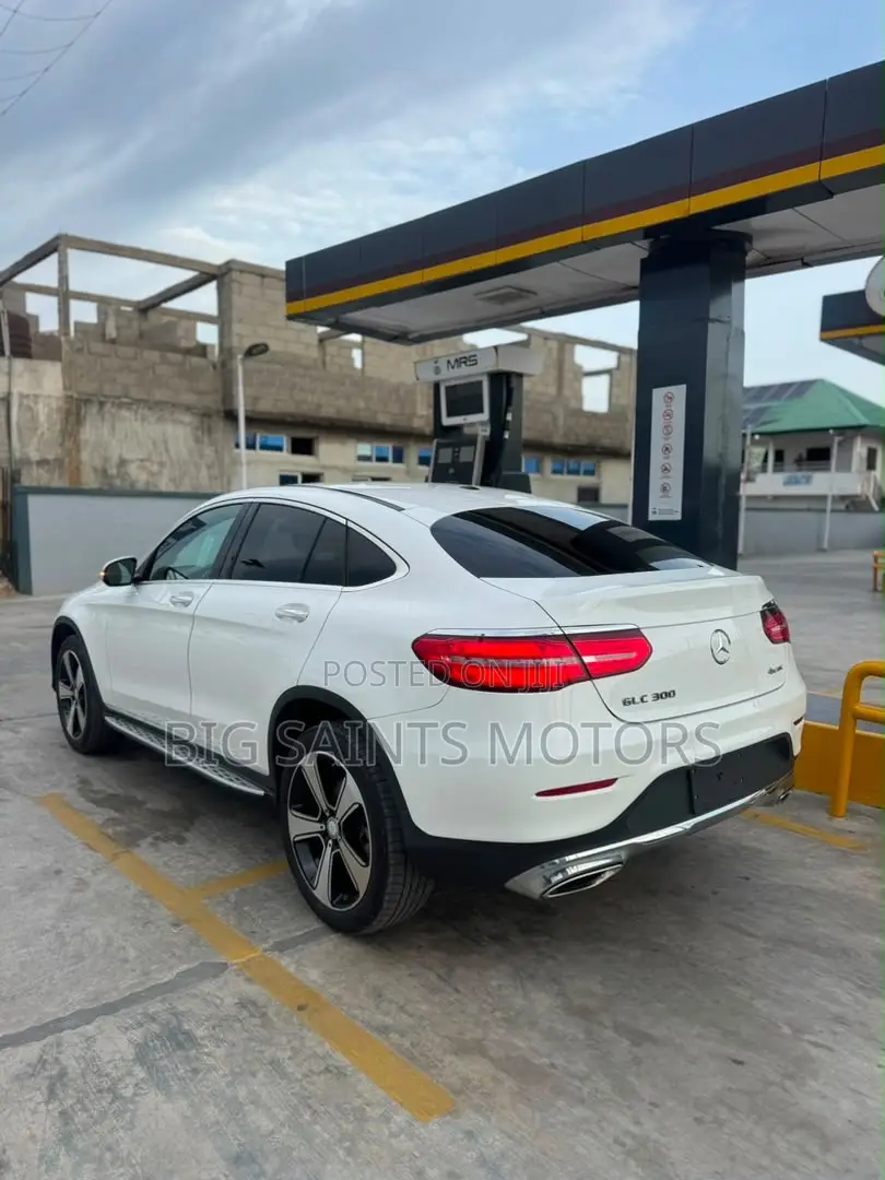 Mercedes-Benz GLC-Class 2017 White