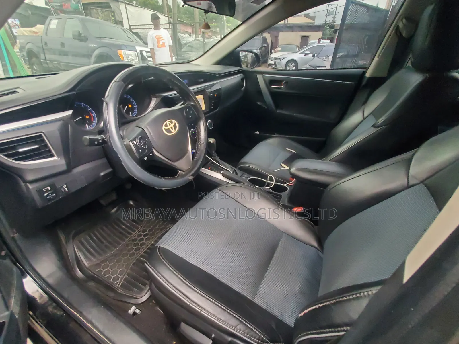 Toyota Corolla 2015 Black