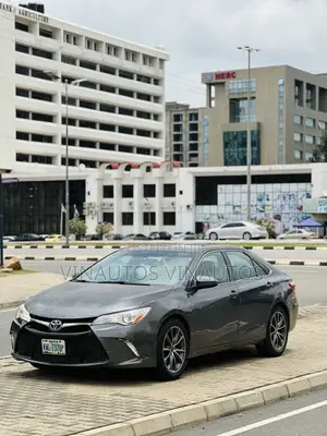 Toyota Camry 2017 Gray