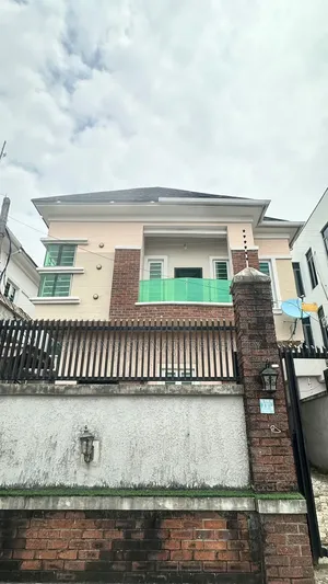 4bdrm Duplex in Osapa london for rent