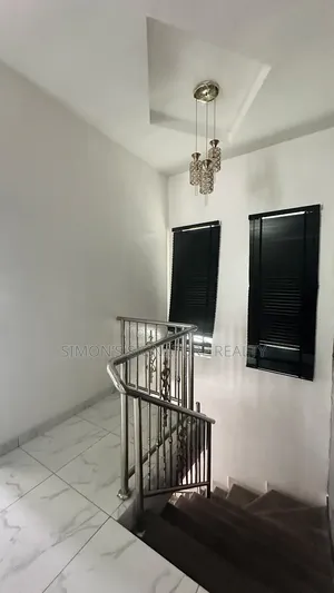 4bdrm Duplex in Osapa london for rent