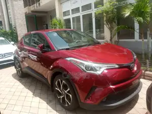 Toyota C-HR XLE FWD Sport Utility (2.0L 4cyl 2AM) 2018 Red
