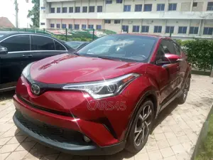 Toyota C-HR XLE FWD Sport Utility (2.0L 4cyl 2AM) 2018 Red